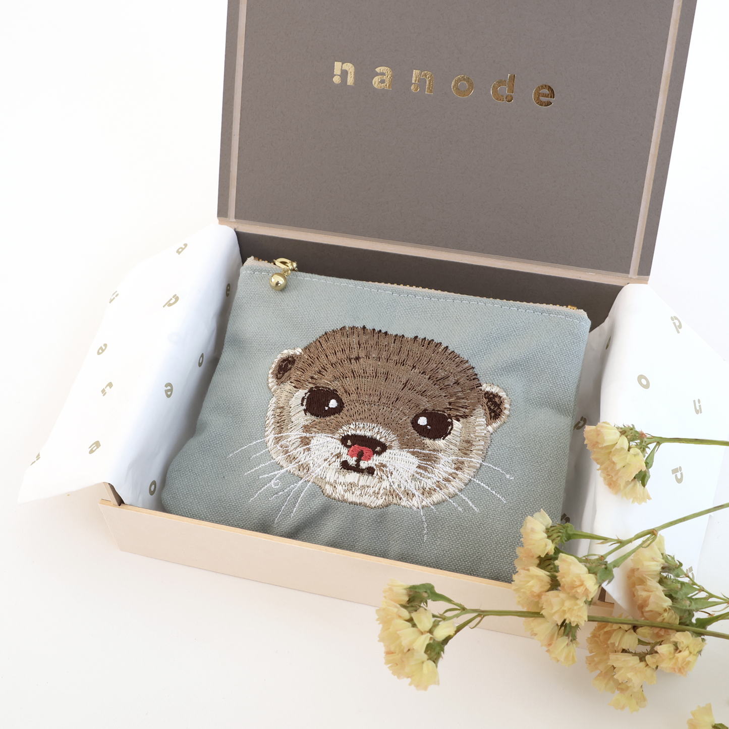 Red beet dyed tissue pouch Otter gift set (with reusable box)