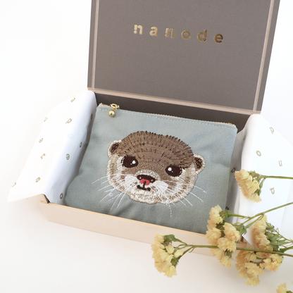 Red beet dyed tissue pouch Otter gift set (with reusable box)