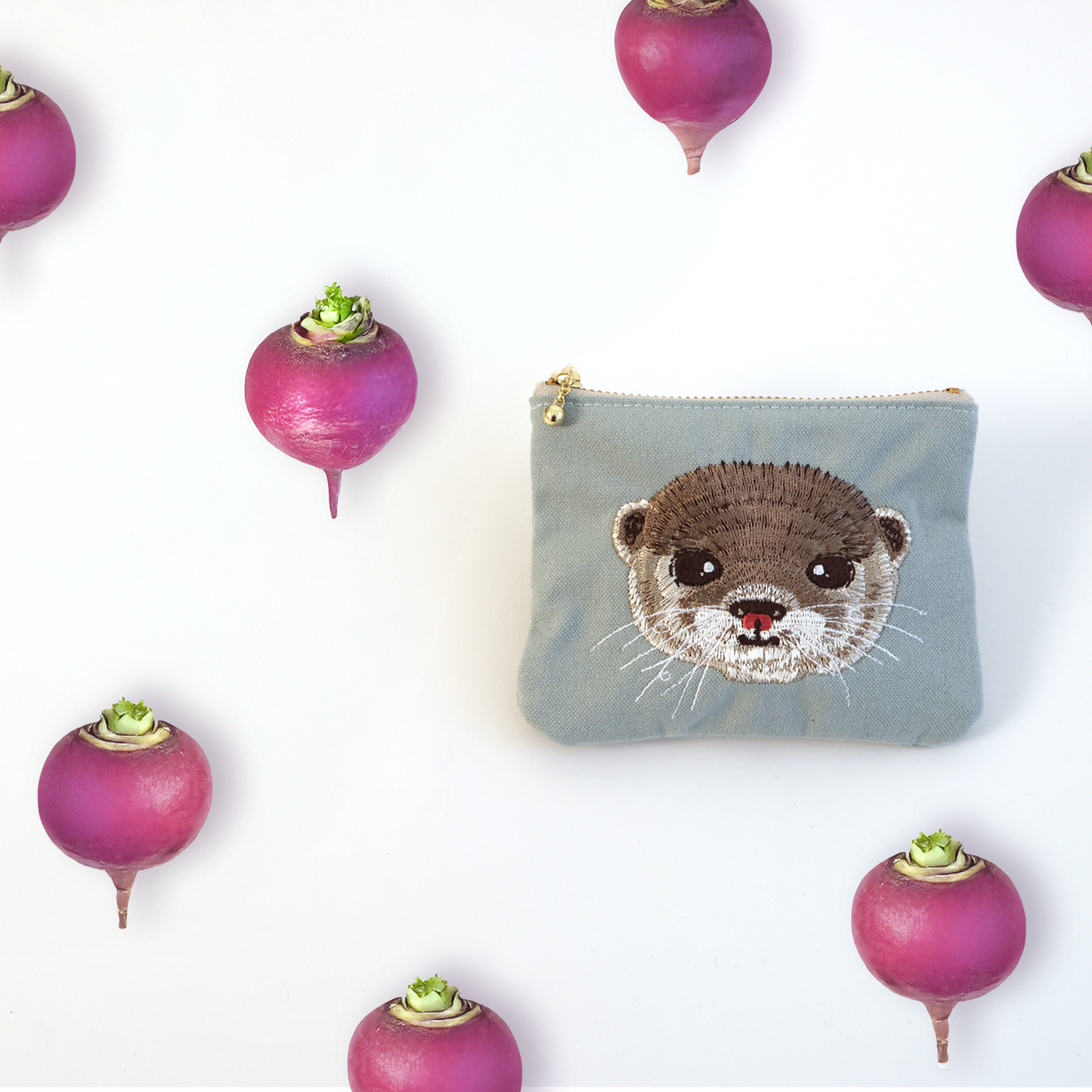 Otter tissue pouch dyed with red turnip