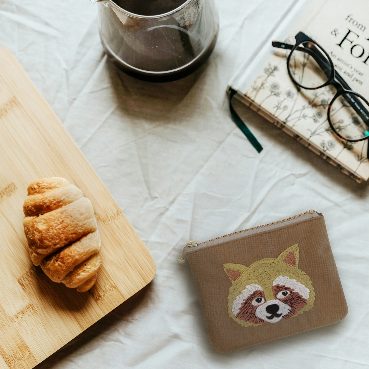 Raccoon: Tissue pouch dyed with coffee grounds